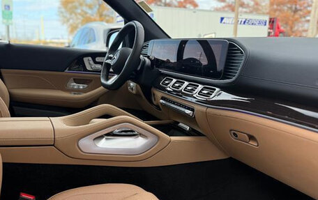 Mercedes-Benz GLS, 2024 год, 12 563 000 рублей, 23 фотография