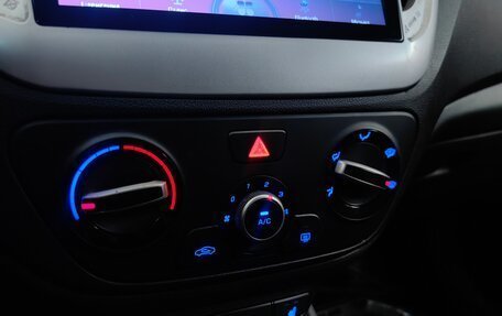 Hyundai Solaris II рестайлинг, 2017 год, 1 099 000 рублей, 15 фотография