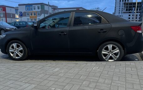 KIA Cerato III, 2010 год, 700 000 рублей, 1 фотография
