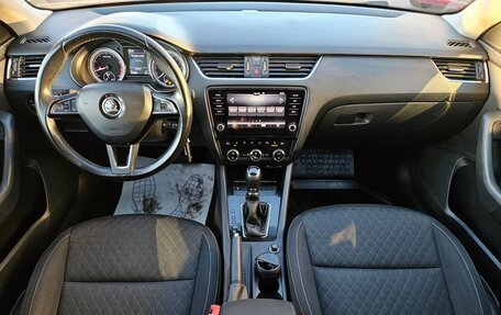 Skoda Octavia, 2017 год, 1 380 000 рублей, 8 фотография