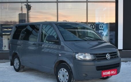 Volkswagen Caravelle T5, 2011 год, 1 504 000 рублей, 3 фотография