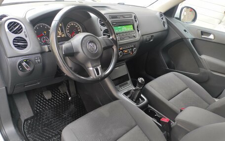 Volkswagen Tiguan I, 2011 год, 949 000 рублей, 9 фотография