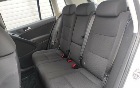 Volkswagen Tiguan I, 2011 год, 949 000 рублей, 11 фотография