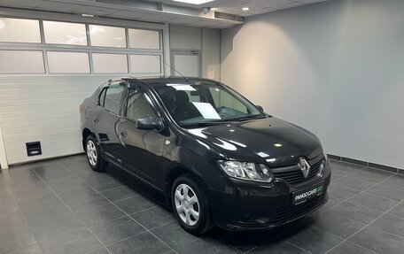 Renault Logan II, 2018 год, 1 050 000 рублей, 3 фотография