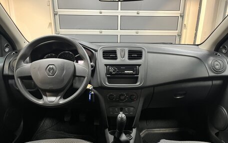 Renault Logan II, 2018 год, 1 050 000 рублей, 10 фотография