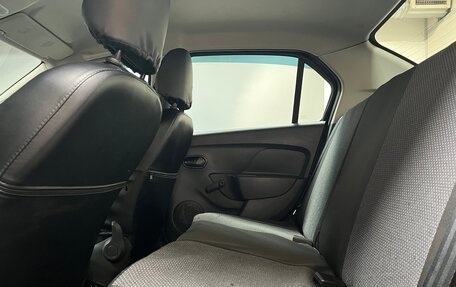 Renault Logan II, 2018 год, 1 050 000 рублей, 15 фотография