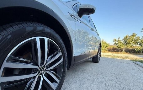 Volkswagen Tiguan II, 2022 год, 3 480 000 рублей, 6 фотография