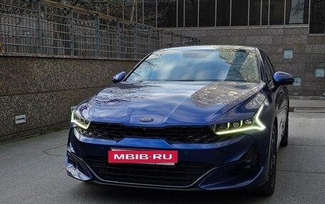 KIA K5, 2021 год, 2 950 000 рублей, 3 фотография