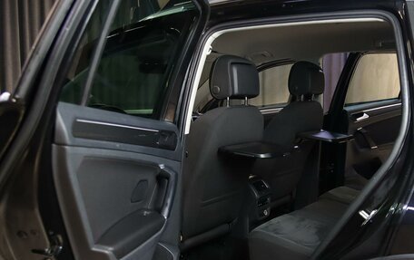 Volkswagen Tiguan II, 2017 год, 2 049 000 рублей, 6 фотография