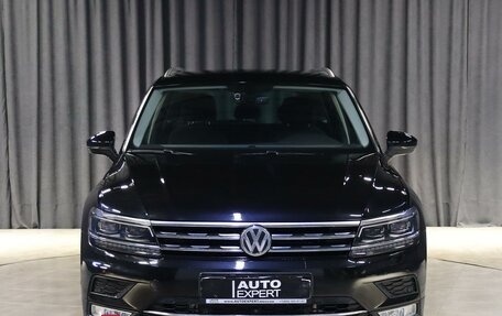Volkswagen Tiguan II, 2017 год, 2 049 000 рублей, 13 фотография