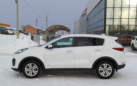 KIA Sportage IV рестайлинг, 2017 год, 1 900 000 рублей, 10 фотография