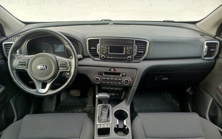 KIA Sportage IV рестайлинг, 2017 год, 1 900 000 рублей, 17 фотография