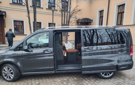 Mercedes-Benz EQV, 2021 год, 11 000 000 рублей, 5 фотография