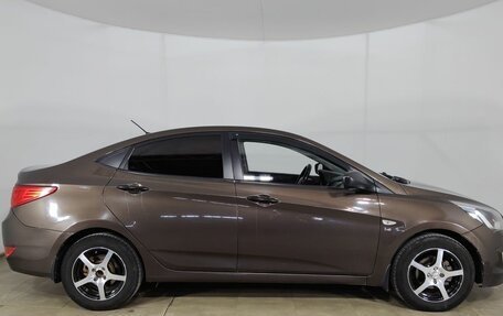 Hyundai Solaris II рестайлинг, 2014 год, 560 000 рублей, 4 фотография