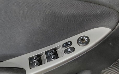 Hyundai Solaris II рестайлинг, 2014 год, 560 000 рублей, 18 фотография