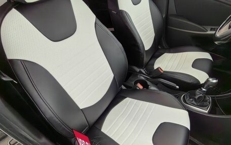 Hyundai Solaris II рестайлинг, 2014 год, 560 000 рублей, 19 фотография