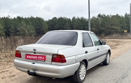 Ford Escort V, 1998 год, 170 000 рублей, 3 фотография