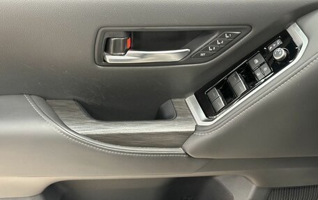 Toyota Land Cruiser, 2022 год, 9 490 000 рублей, 10 фотография