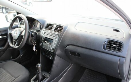 Volkswagen Polo VI (EU Market), 2018 год, 1 049 000 рублей, 8 фотография