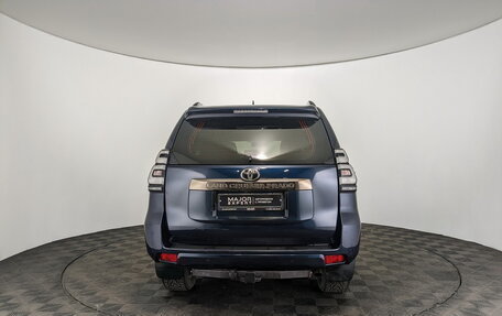 Toyota Land Cruiser Prado 150 рестайлинг 2, 2021 год, 6 400 000 рублей, 6 фотография