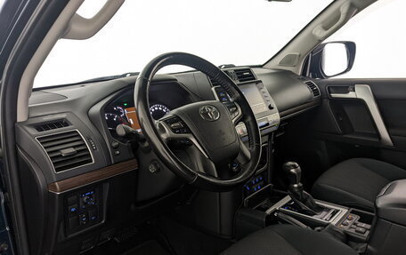 Toyota Land Cruiser Prado 150 рестайлинг 2, 2021 год, 6 400 000 рублей, 17 фотография