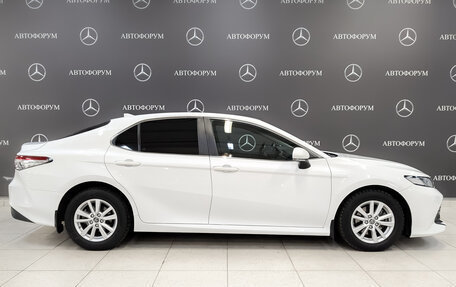 Toyota Camry, 2019 год, 1 850 000 рублей, 4 фотография