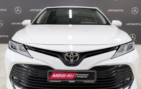 Toyota Camry, 2019 год, 1 850 000 рублей, 2 фотография