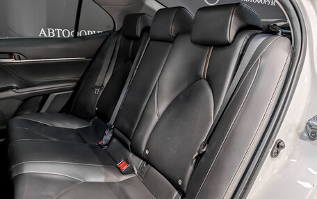 Toyota Camry, 2019 год, 1 850 000 рублей, 11 фотография