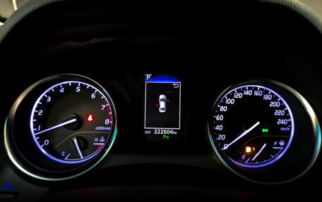 Toyota Camry, 2019 год, 1 850 000 рублей, 13 фотография