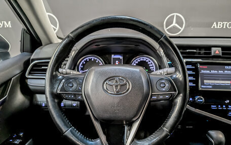 Toyota Camry, 2019 год, 1 850 000 рублей, 20 фотография