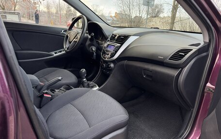 Hyundai Solaris II рестайлинг, 2013 год, 700 000 рублей, 5 фотография