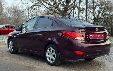 Hyundai Solaris II рестайлинг, 2013 год, 700 000 рублей, 8 фотография