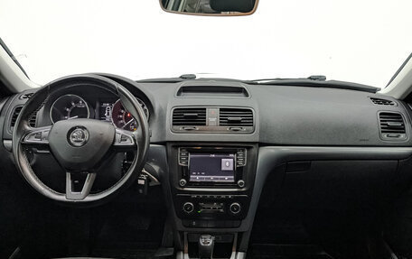 Skoda Yeti I рестайлинг, 2017 год, 1 450 000 рублей, 14 фотография