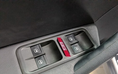 Skoda Yeti I рестайлинг, 2017 год, 1 450 000 рублей, 22 фотография