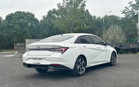 Hyundai Elantra, 2022 год, 1 550 000 рублей, 4 фотография