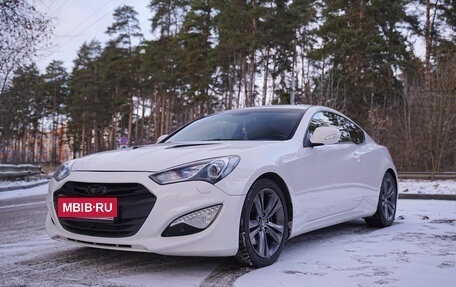 Hyundai Genesis Coupe I рестайлинг, 2012 год, 1 450 000 рублей, 3 фотография