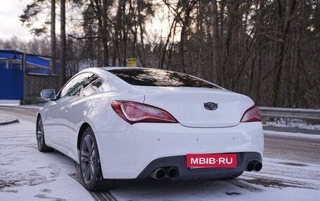 Hyundai Genesis Coupe I рестайлинг, 2012 год, 1 450 000 рублей, 4 фотография