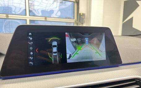 BMW 5 серия, 2019 год, 3 999 900 рублей, 13 фотография