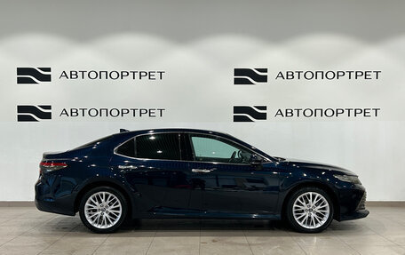 Toyota Camry, 2019 год, 2 999 000 рублей, 8 фотография