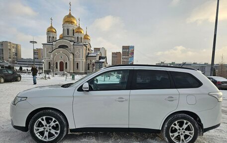 Mitsubishi Outlander III рестайлинг 3, 2012 год, 1 290 000 рублей, 1 фотография