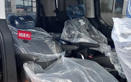 Hyundai Staria, 2024 год, 8 500 000 рублей, 16 фотография