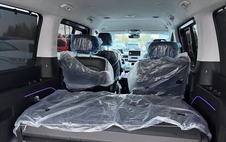 Hyundai Staria, 2024 год, 8 500 000 рублей, 27 фотография