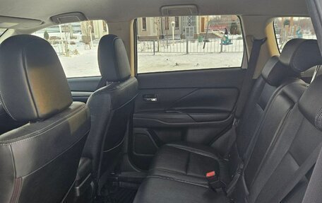 Mitsubishi Outlander III рестайлинг 3, 2012 год, 1 290 000 рублей, 5 фотография