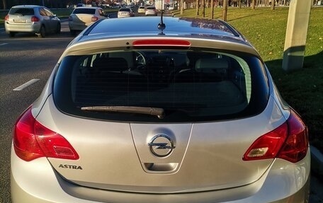 Opel Astra J, 2014 год, 850 000 рублей, 2 фотография