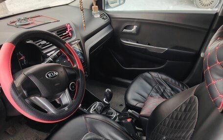 KIA Rio III рестайлинг, 2013 год, 750 000 рублей, 3 фотография