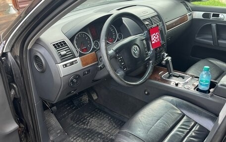 Volkswagen Touareg III, 2007 год, 850 000 рублей, 2 фотография