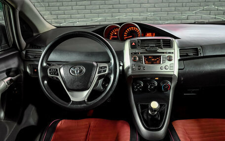 Toyota Verso I, 2009 год, 700 000 рублей, 17 фотография