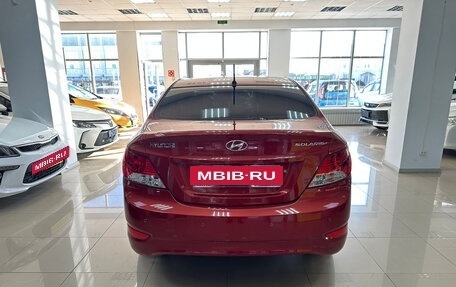 Hyundai Solaris II рестайлинг, 2011 год, 840 000 рублей, 6 фотография