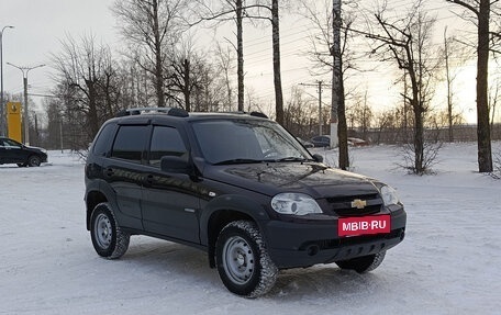 Chevrolet Niva I рестайлинг, 2015 год, 640 000 рублей, 3 фотография