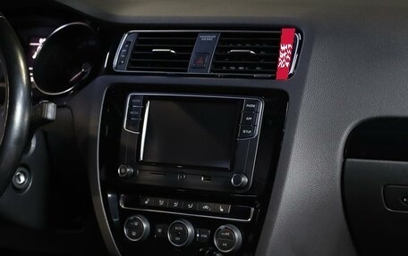 Volkswagen Jetta VI, 2018 год, 1 249 000 рублей, 9 фотография